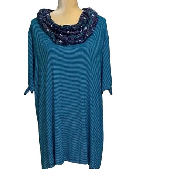 NEW Catherine’s Blue striped PALISADES Tunic Blouse Plus Sz 2X Detachable Scarf - Picture 1 of 8